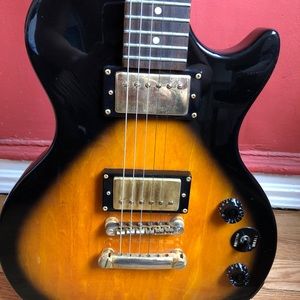 Epiphone Les Paul Electric Guitar 🎸